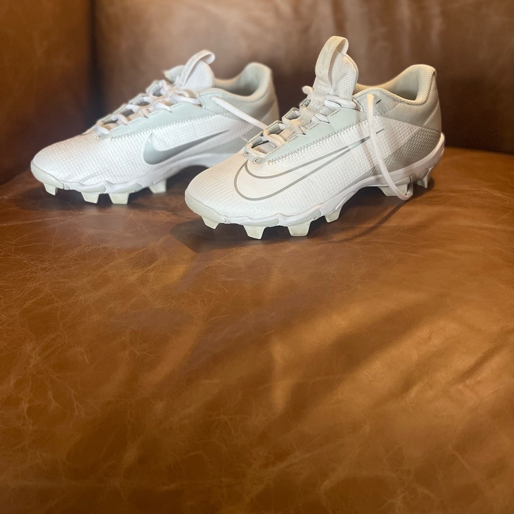 Nike men’s football cleats
